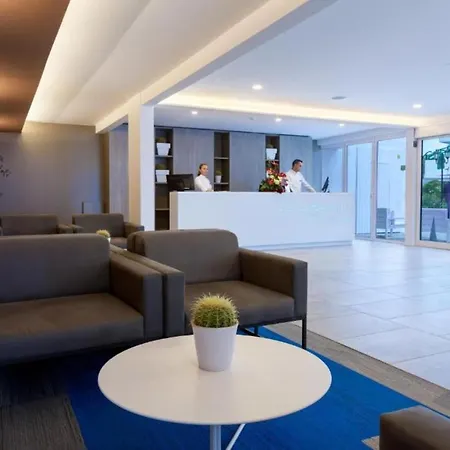 Doble Deluxe Con Desayuno Y Cena,wifi,piscina アパート プラヤ・デル・イングレス