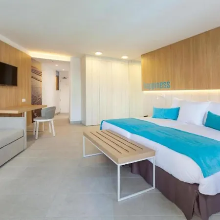 Doble Deluxe Con Desayuno Y Cena,wifi,piscina Playa del Ingles (Gran Canaria)